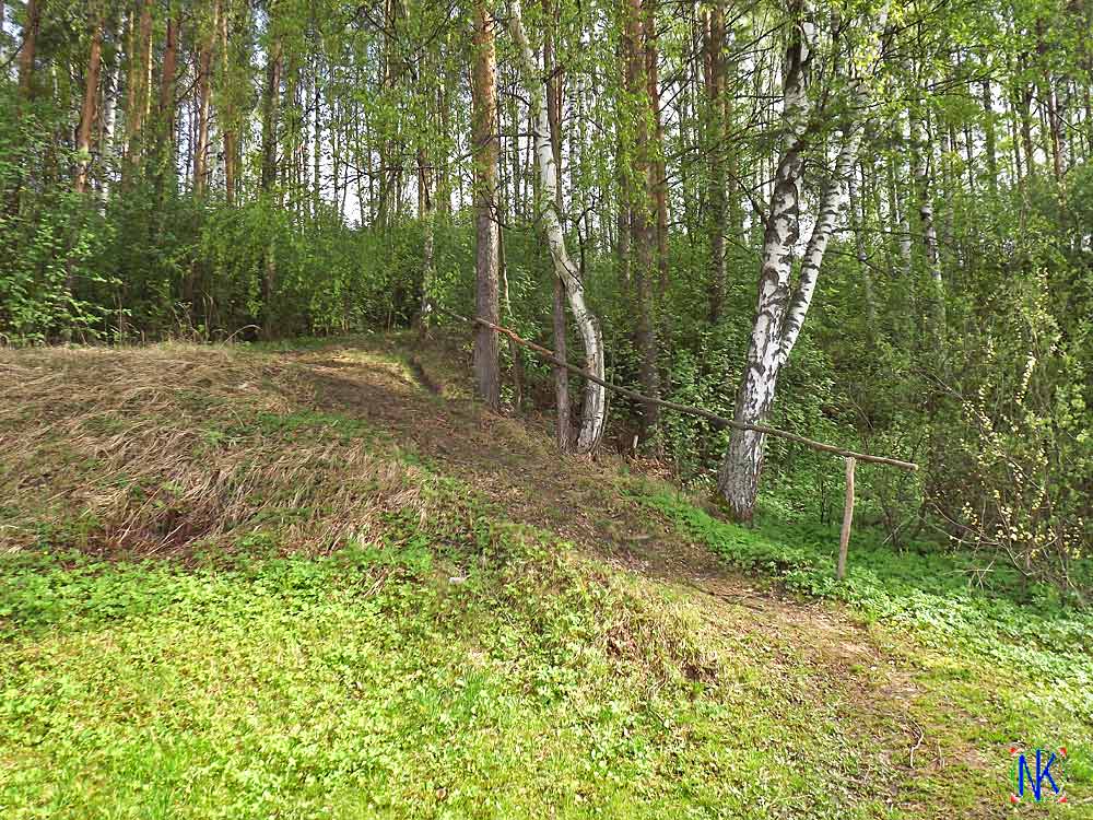 Держись за перила