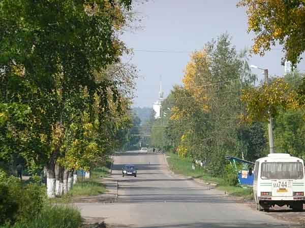 Улица Энгельса. Осень